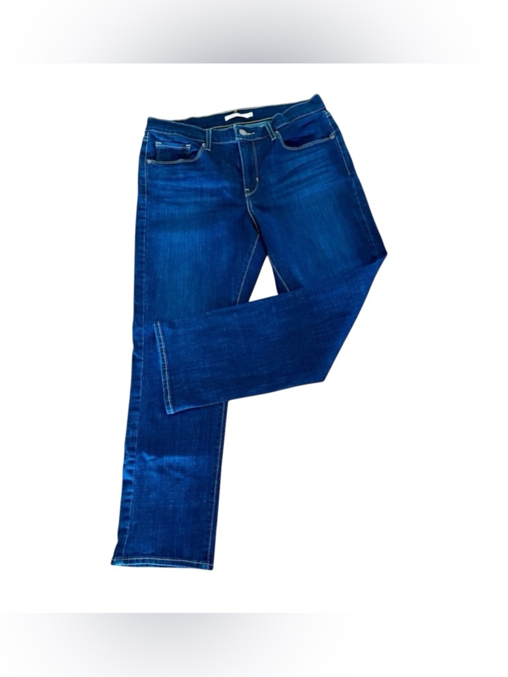 Levi Strauss Women’s Classic Straight 5 Pocket Dark Wash Jeans